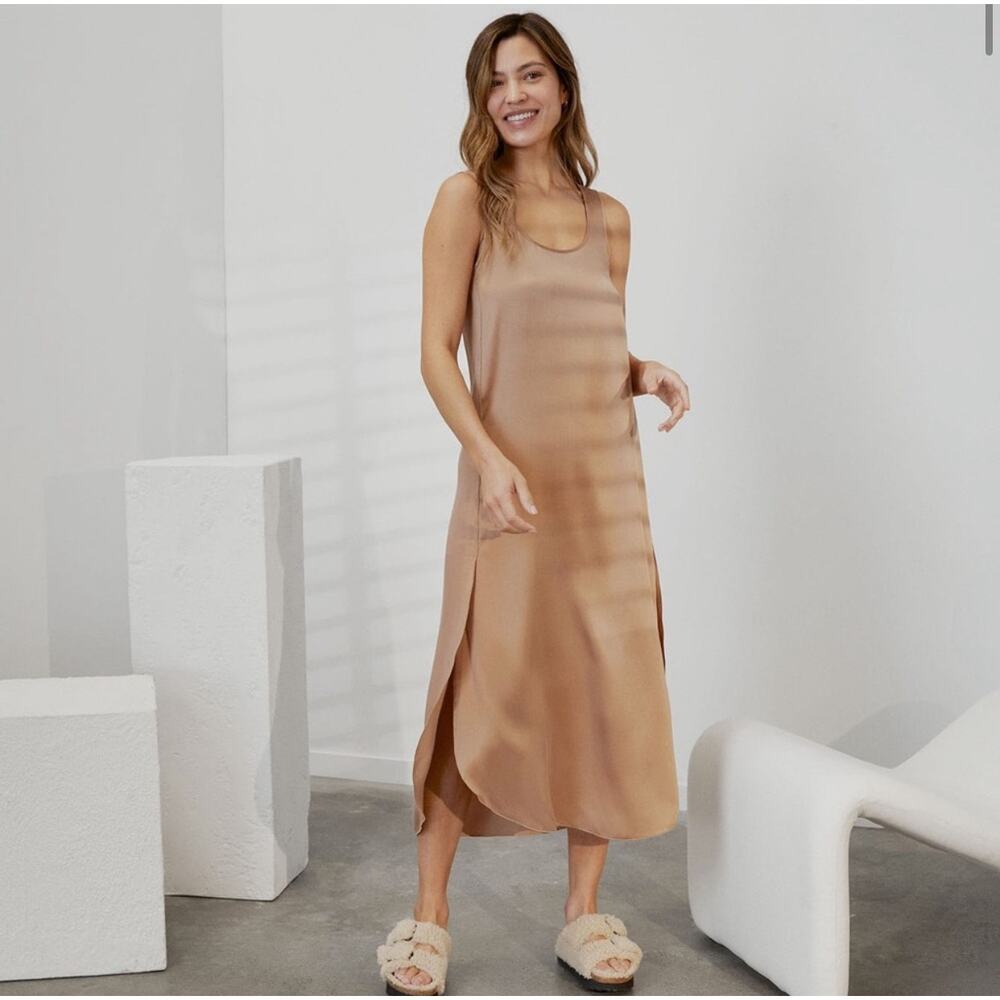 Lunya washable silk tulip dress in hushed tan